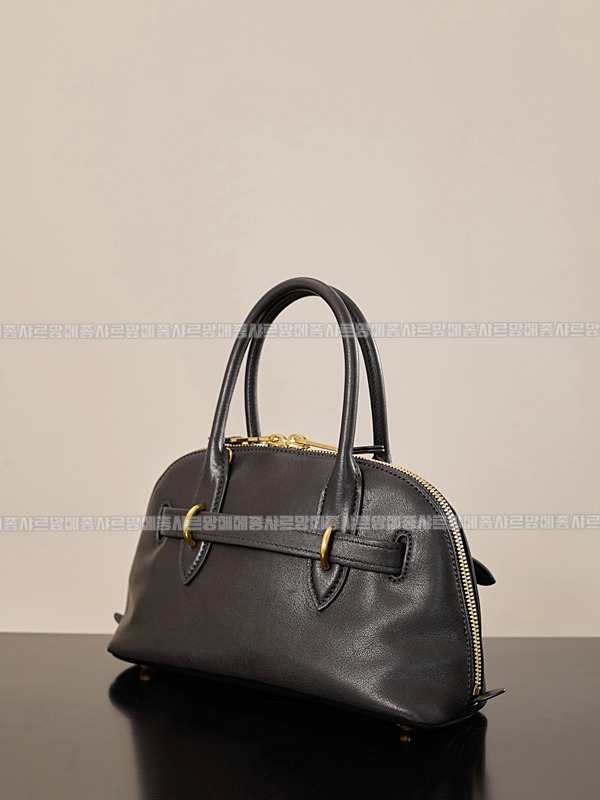 미우미우아방뛰르나파가죽백  20260316-125302-004루.jpg