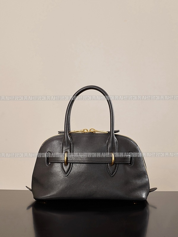 미우미우아방뛰르나파가죽백  20260316-125302-003루.jpg