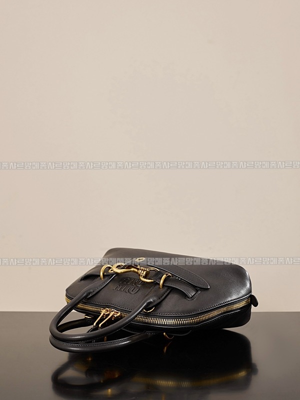 미우미우아방뛰르나파가죽백  20260316-125303-009루.jpg