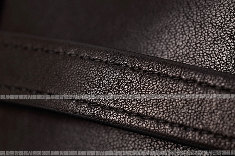 미우미우아방뛰르나파가죽백  20260316-125305-019루.jpg