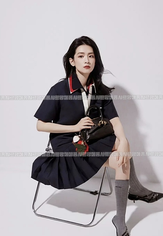 미우미우아방뛰르나파가죽백  20260316-134521-024루.jpg