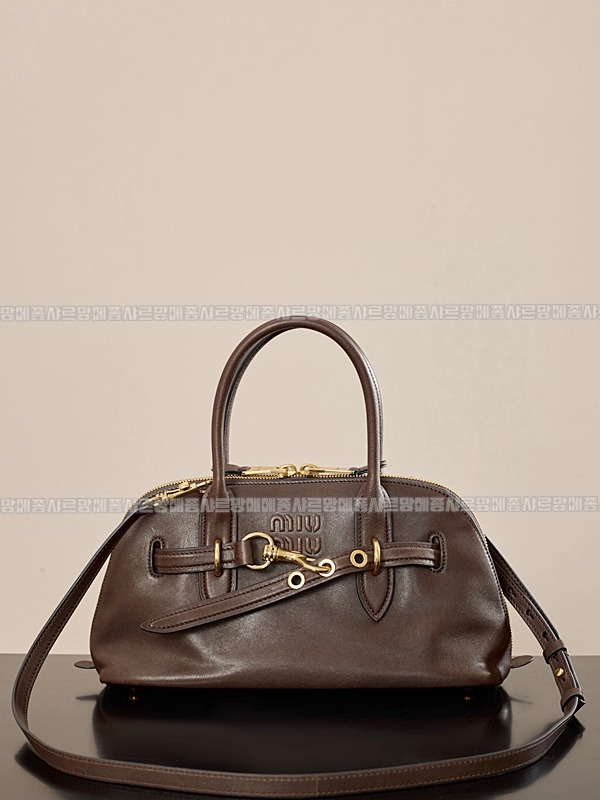 미우미우아방뛰르나파가죽백  20260316-142251-004루.jpg