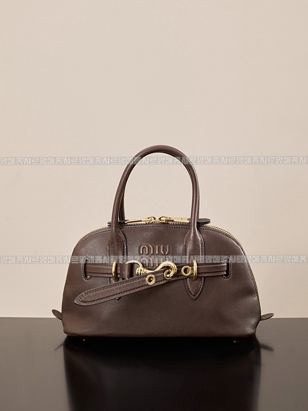 미우미우아방뛰르나파가죽백  20260316-142610-004루.jpg