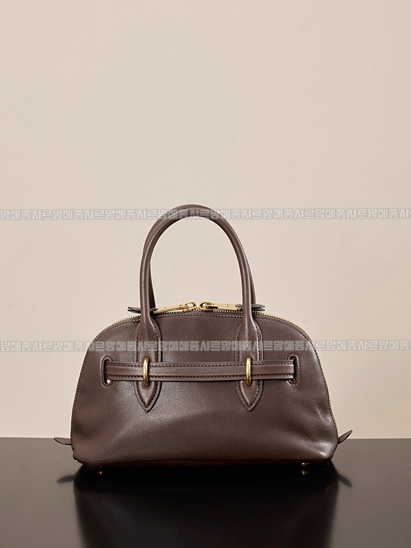 미우미우아방뛰르나파가죽백  20260316-142610-005루.jpg