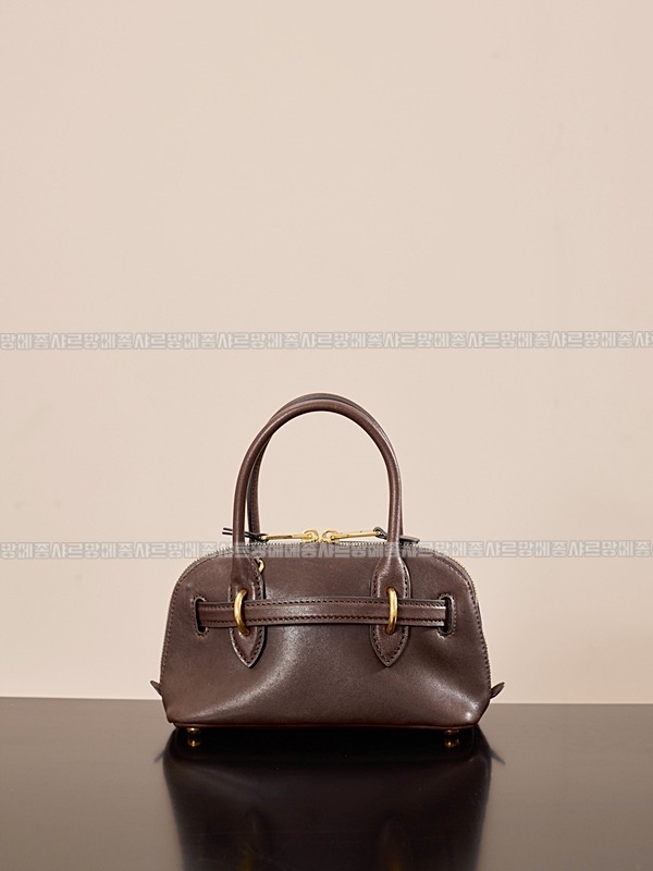 미우미우아방뛰르나파가죽백  20260316-142919-003루.jpg