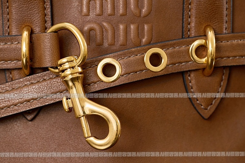 미우미우아방뛰르나파가죽백  20260316-144232-020루.jpg