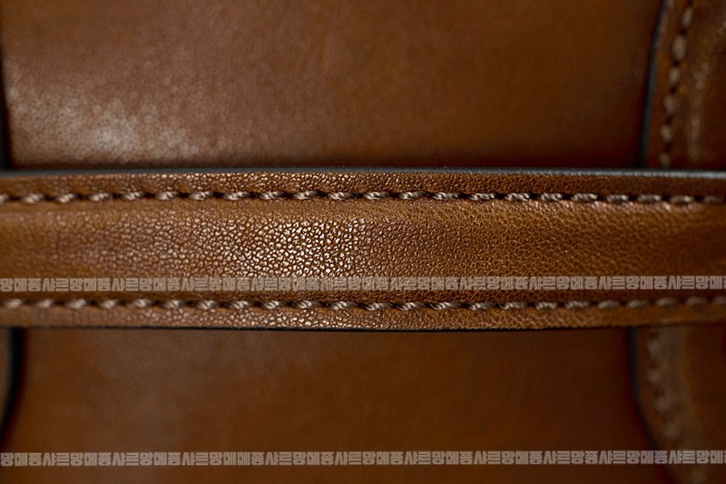 미우미우아방뛰르나파가죽백  20260316-144521-019루.jpg