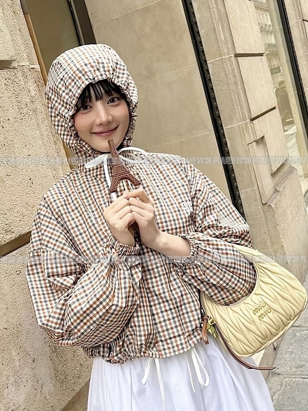 미우미우완더마테라세나파가죽호보백 20260317-105346-024루.jpg