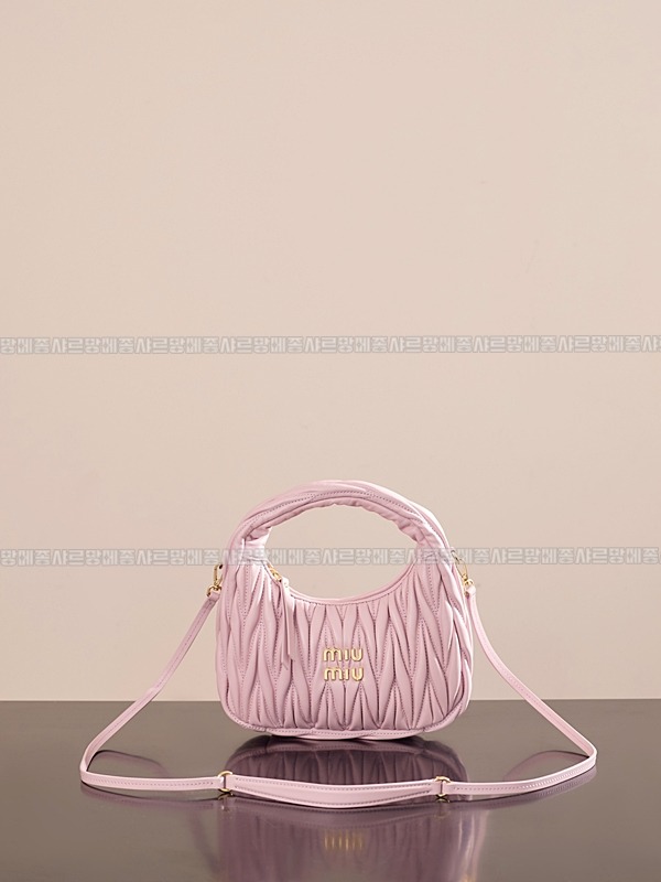 미우미우완더마테라세나파가죽호보백 20260317-122453-002루.jpg