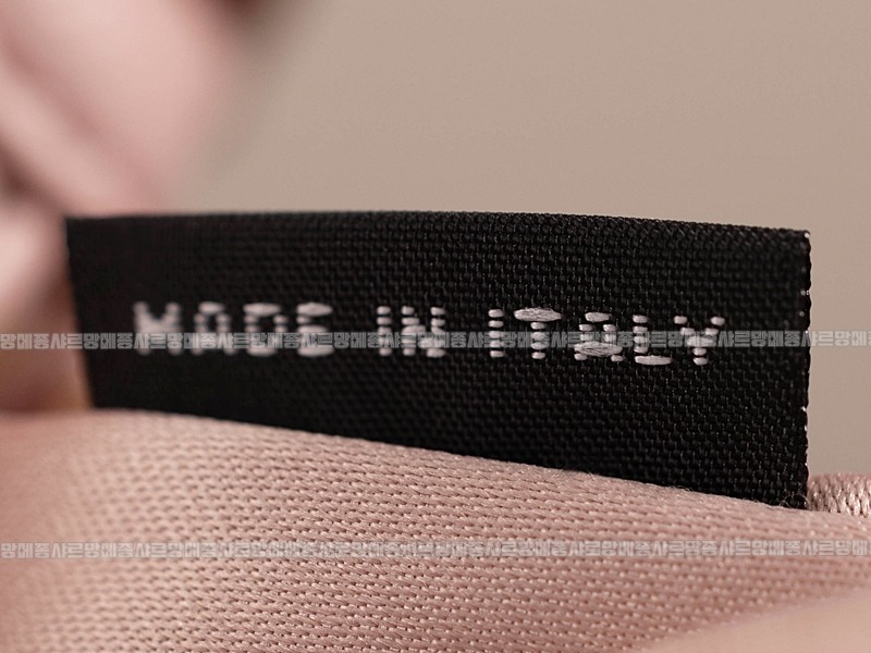 미우미우완더마테라세나파가죽호보백 20260317-122739-019루.jpg