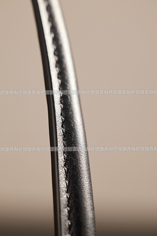 미우미우소프트파우치미니백 20260317-151243-016루.jpg