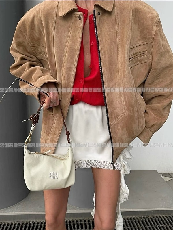 미우미우게버딘파우치 20260317-161322-027루.jpg