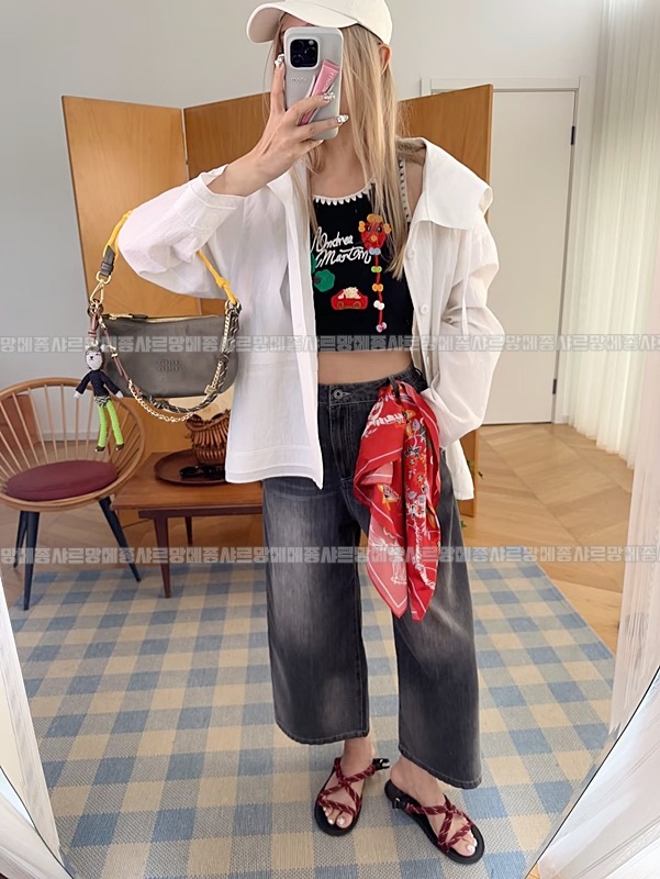 미우미우게버딘파우치 20260317-161920-023루.jpg