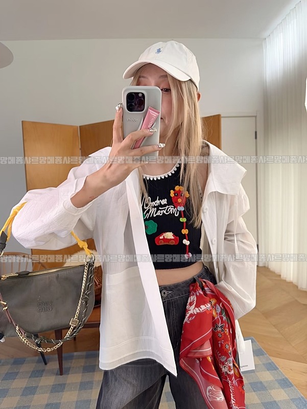 미우미우게버딘파우치 20260317-161920-025루.jpg