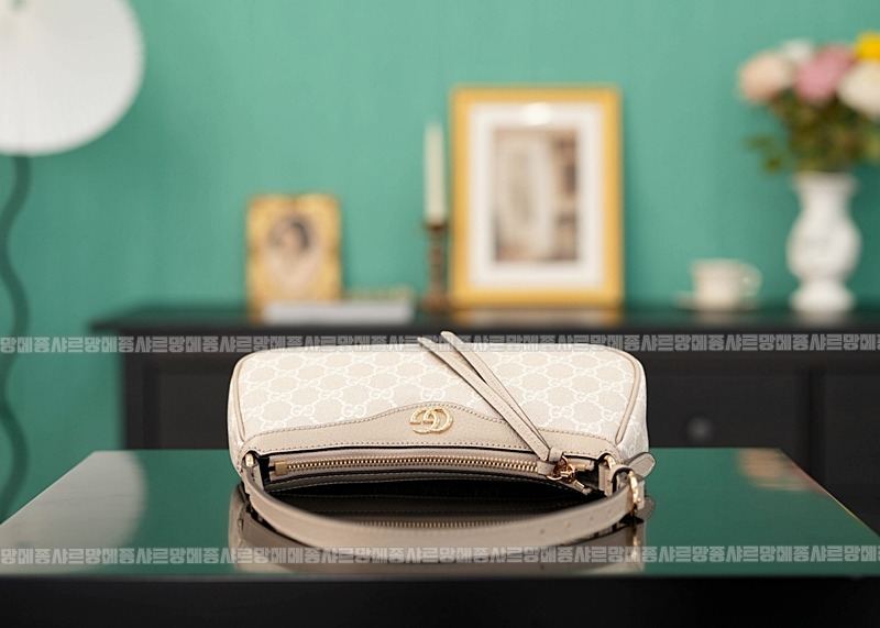 구찌오피디아스몰  20260319-122054-006루.jpg