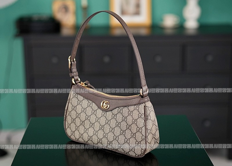 구찌오피디아스몰  20260319-123748-009루.jpg