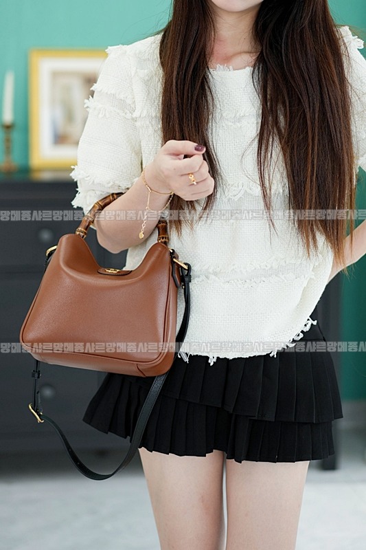 구찌다이애나숄더백스몰  20260319-125152-019루.jpg