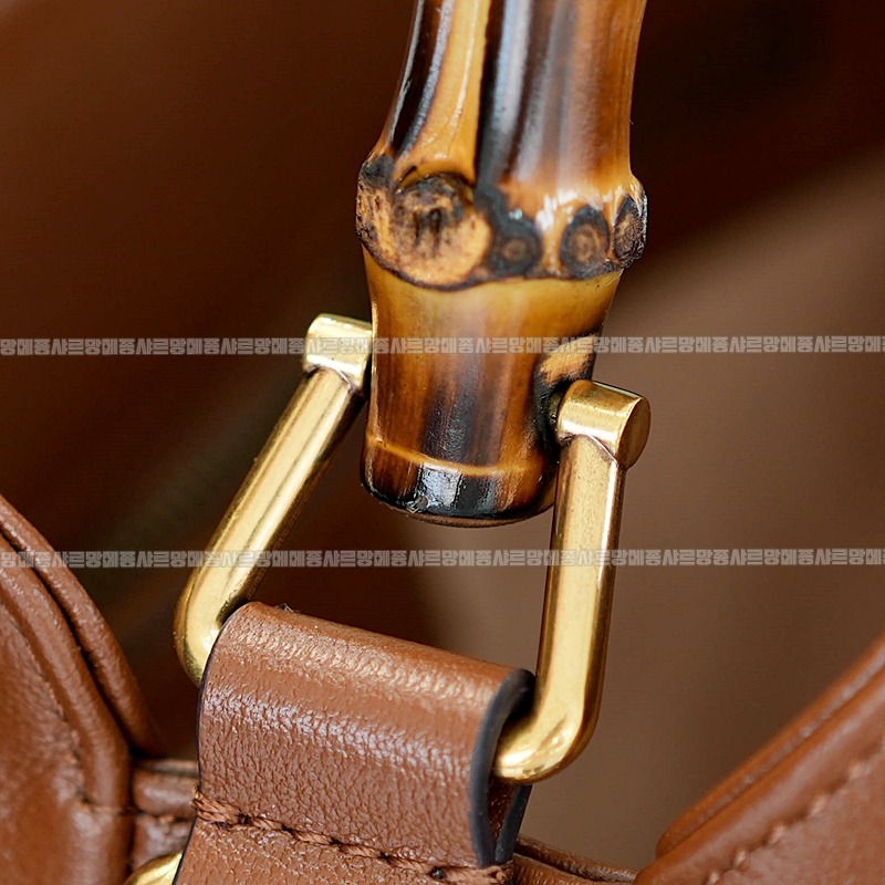 구찌다이애나숄더백스몰  20260319-125150-011루.jpg