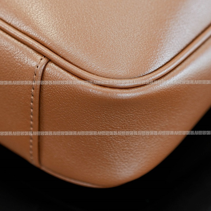 구찌다이애나숄더백스몰  20260319-125151-013루.jpg