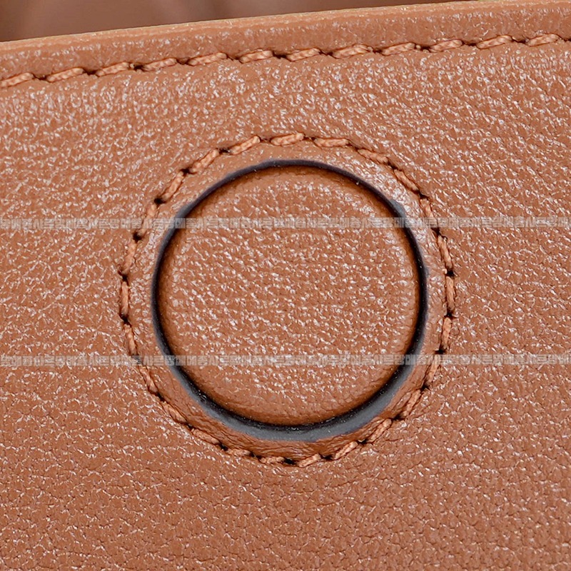 구찌다이애나숄더백스몰  20260319-125151-014루.jpg