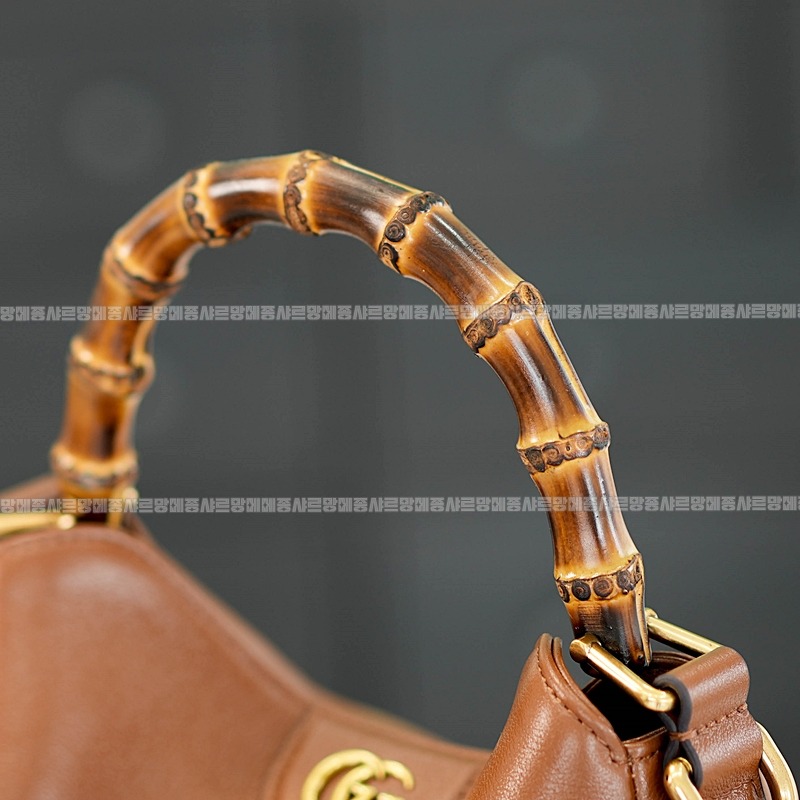 구찌다이애나숄더백스몰  20260319-125151-015루.jpg