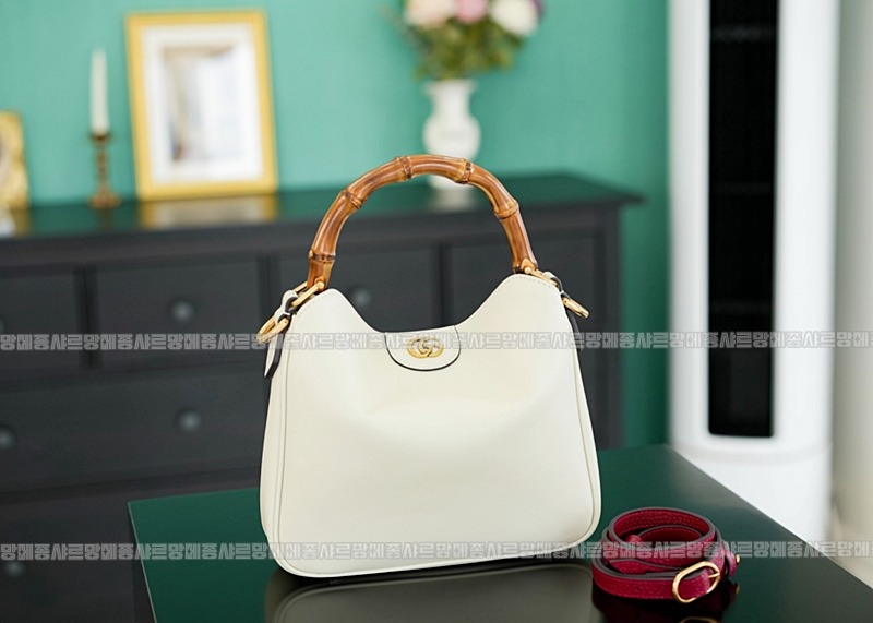 구찌다이애나숄더백스몰  20260319-125547-008루.jpg