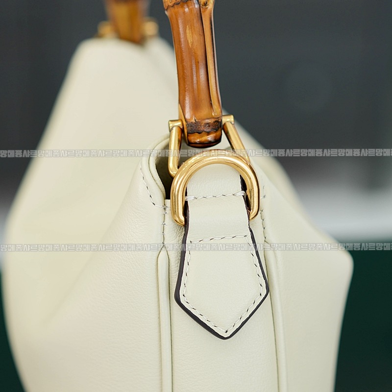 구찌다이애나숄더백스몰  20260319-125548-012루.jpg