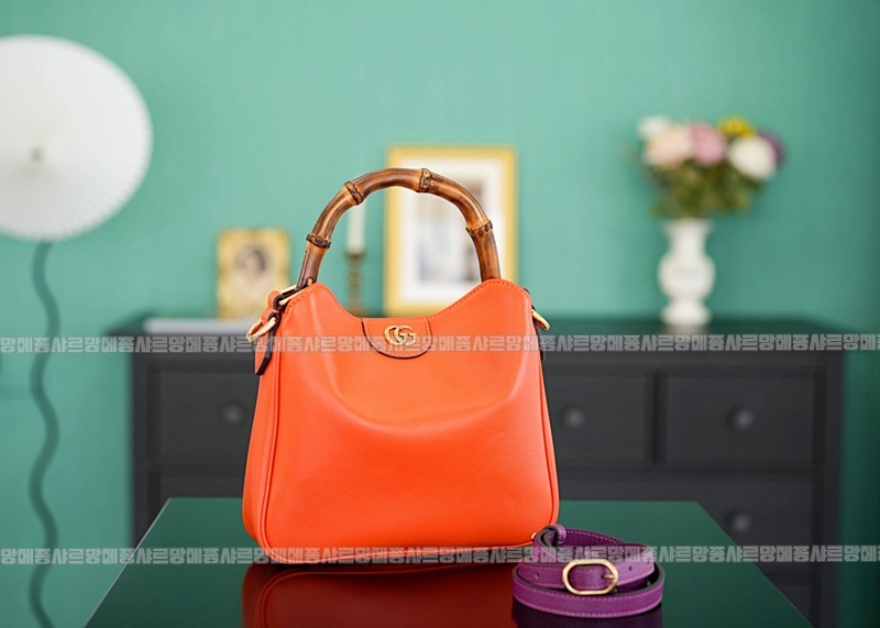 구찌다이애나숄더백스몰  20260319-125853-007루.jpg