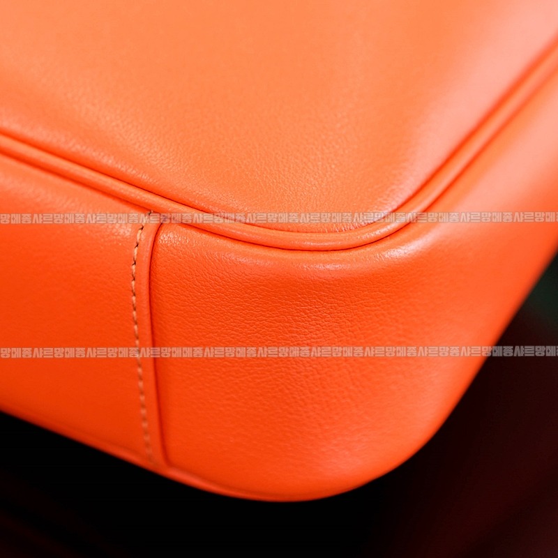 구찌다이애나숄더백스몰  20260319-125855-014루.jpg