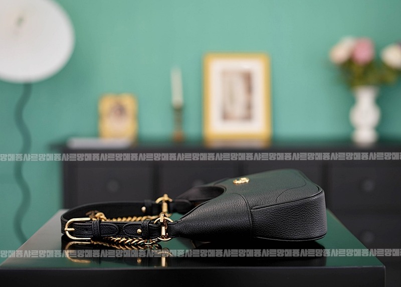 구찌아프로디테숄더백스몰  20260319-133147-009루.jpg