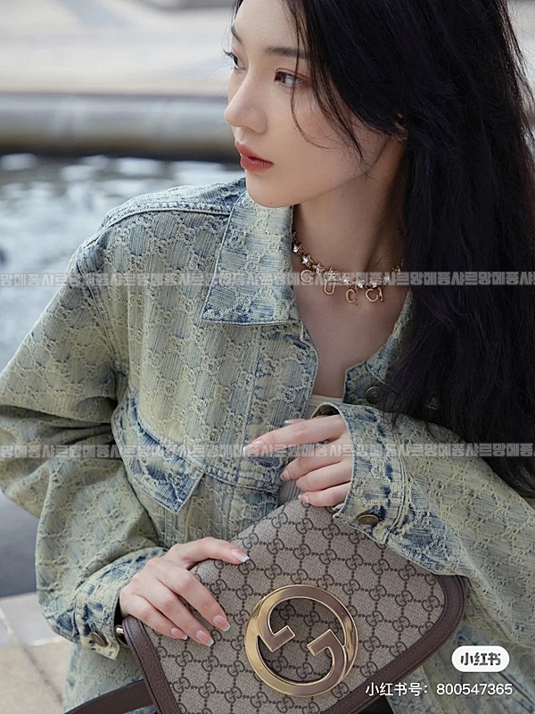 구찌블론디숄더백스몰  20260319-134432-019루.jpg