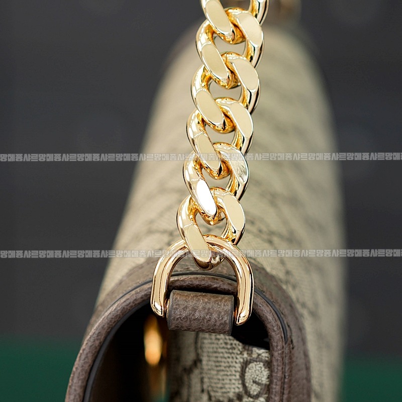 구찌블론디숄더백스몰  20260319-134431-014루.jpg