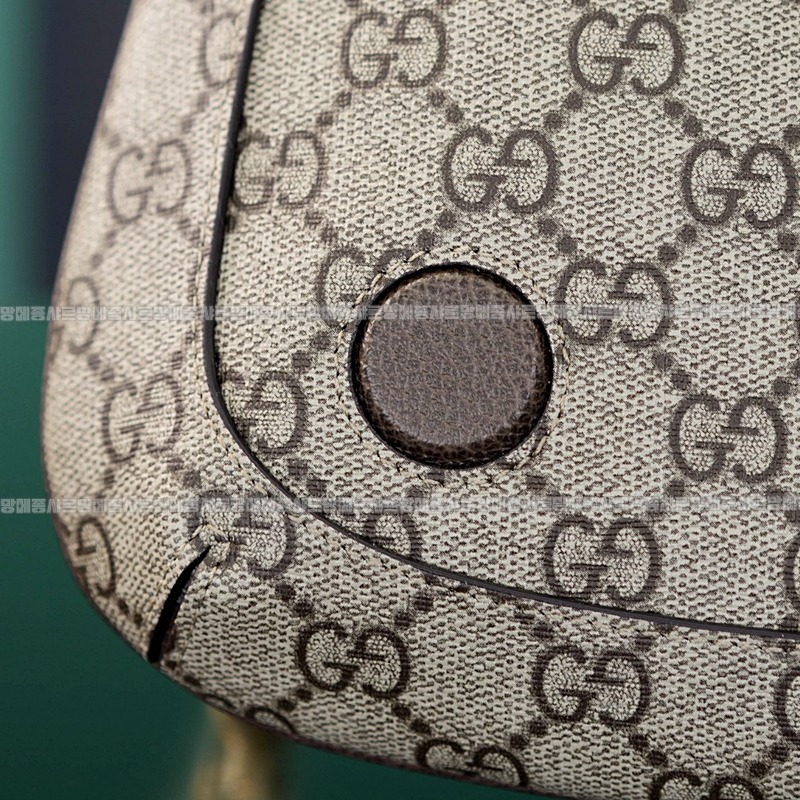 구찌블론디숄더백스몰  20260319-134432-016루.jpg