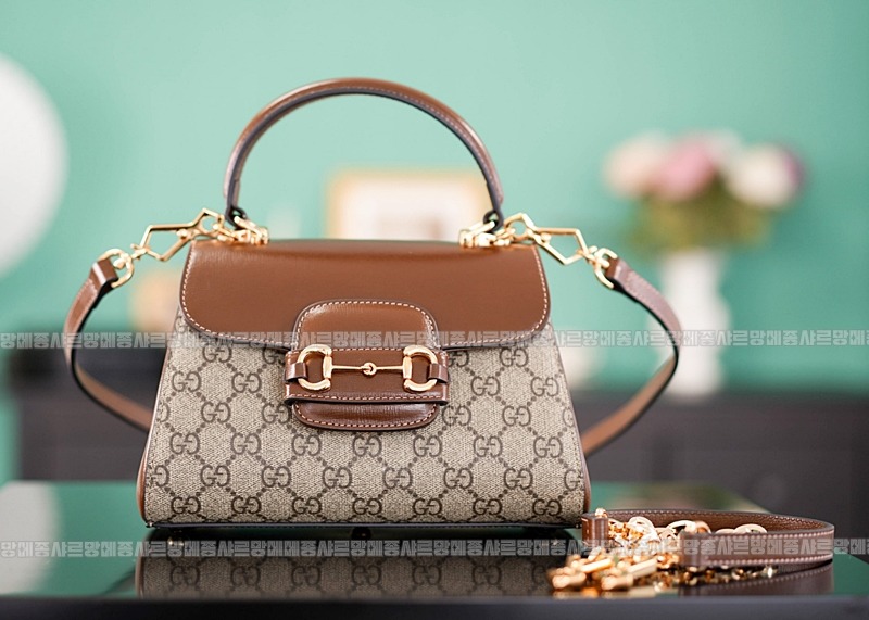 구찌홀스빗1955탑핸들백스몰 20260319-135146-001루.jpg