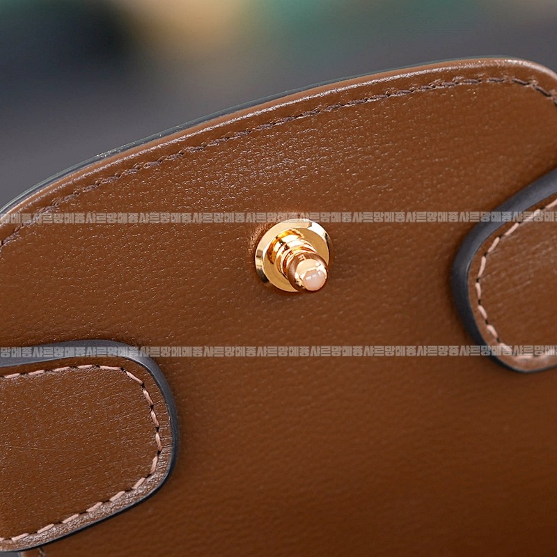 구찌홀스빗1955탑핸들백미디움 20260319-135732-016루.jpg