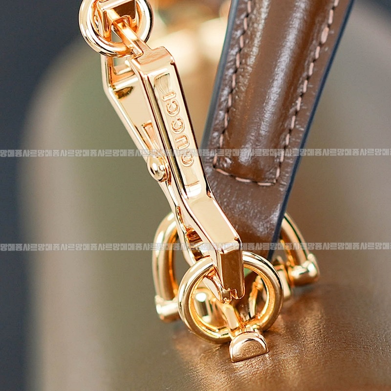 구찌홀스빗1955탑핸들백미디움 20260319-135732-018루.jpg