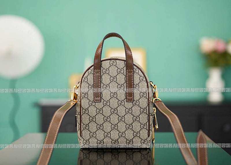 구찌캔버스인터로킹백팩 20260319-150906-004루.jpg