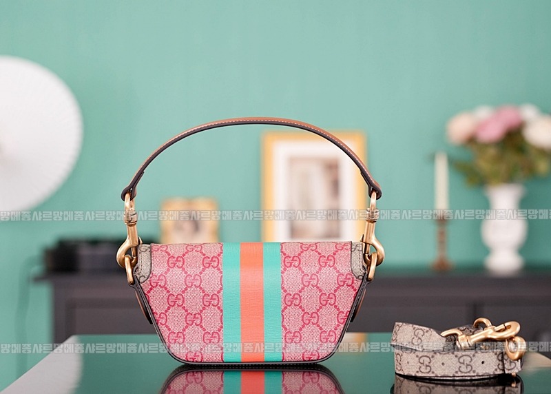 구찌웹GG탑핸들미니백 20260319-162148-005루.jpg