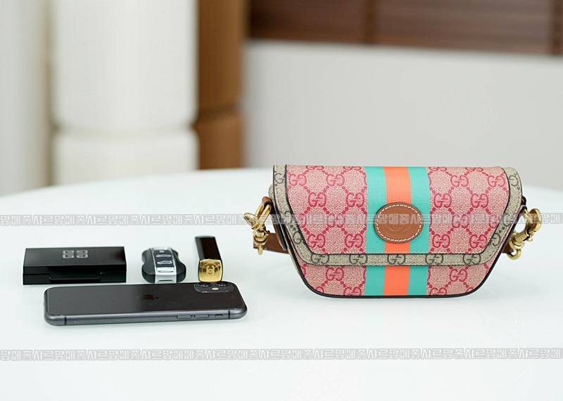 구찌웹GG탑핸들미니백 20260319-162151-019루.jpg