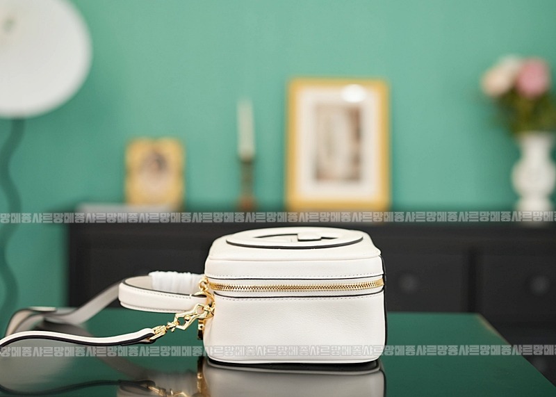 구찌블론디탑핸들백 20260319-163646-008루.jpg