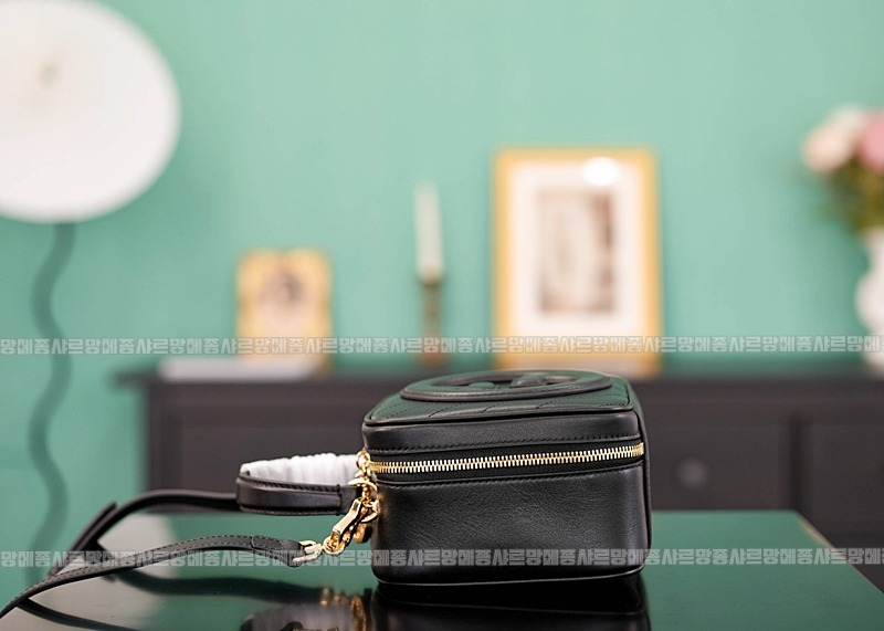 구찌블론디탑핸들백 20260319-164042-005루.jpg