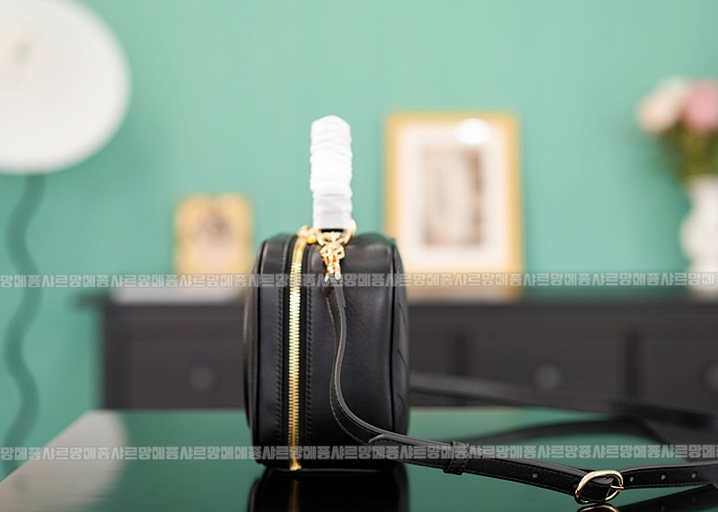 구찌블론디탑핸들백 20260319-164041-004루.jpg