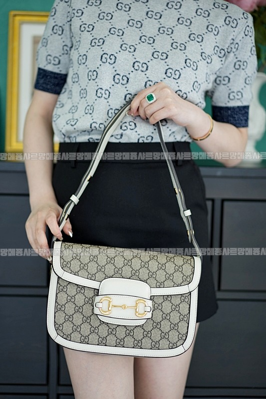 구찌홀스빗1995백미디움 20260320-103308-027루.jpg