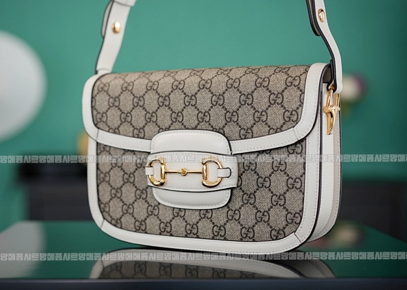 구찌홀스빗1995백미디움 20260320-103304-007루.jpg