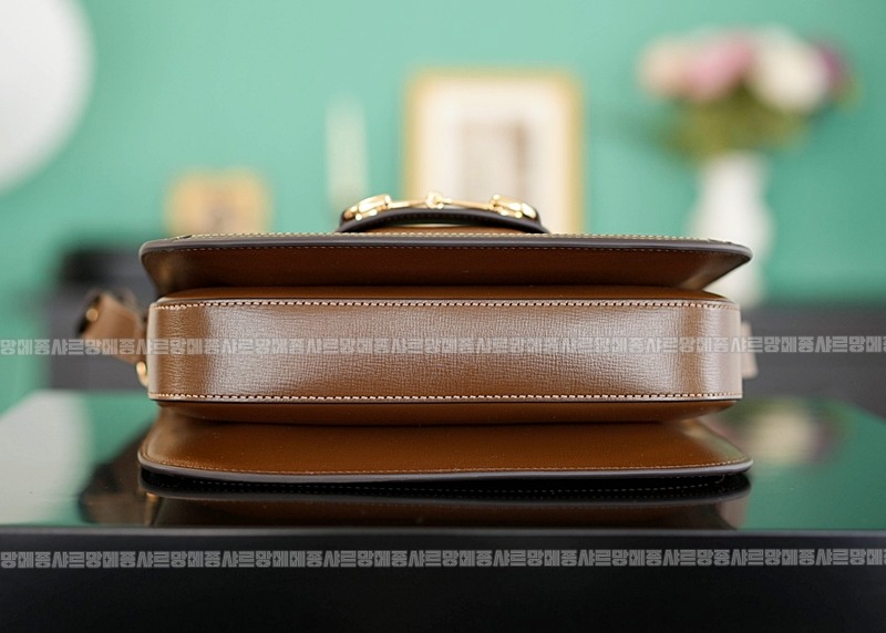 구찌홀스빗1995백미디움 20260320-103547-007루.jpg