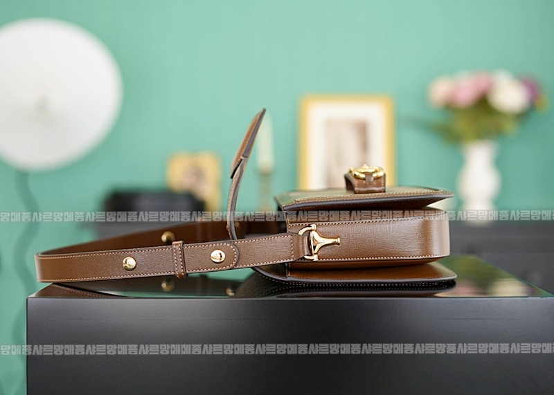 구찌홀스빗1995백미디움 20260320-103547-008루.jpg