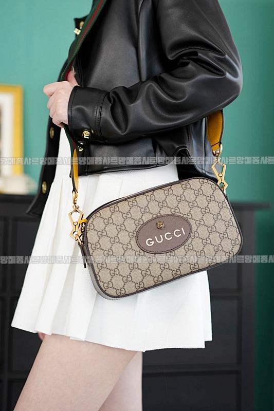 구찌네오빈티지GG수프림메신저백 20260320-132024-027루.jpg