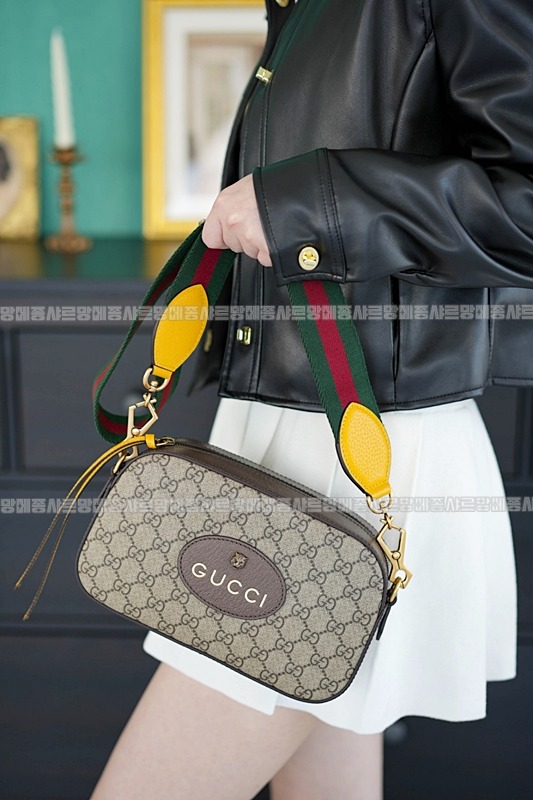 구찌네오빈티지GG수프림메신저백 20260320-132023-022루.jpg