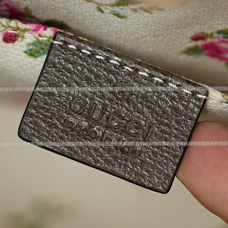 구찌네오빈티지GG수프림메신저백 20260320-132023-017루.jpg