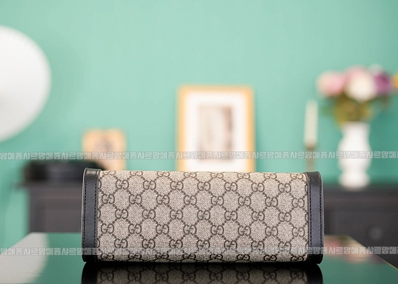 구찌패드락스몰GG캔버스숄더백 20260320-135740-005루.jpg